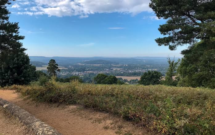 🥾🌈 Friend of Dorothy x The Hiking Gays — Surrey Hills Hike 🥾🌈
